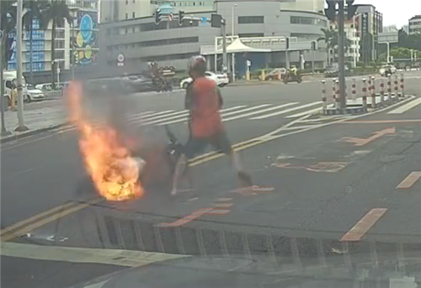 电竞战队携,手品牌,新版本助力,开云体育官网,开云体育App安装,开云体育下载,开云体育娱乐,开云体育入口