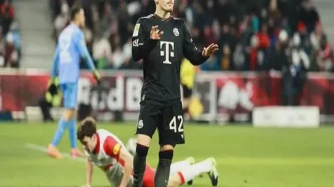 皇家贝蒂斯与埃尔切巅峰对决，国王杯激战一触即发！比分揭晓，精彩不容错过！